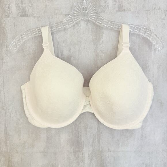 Victoria's Secret PINK Underwire Bra 38DDD Color Ivory Eyelet Lace NWOT - Picture 1 of 14